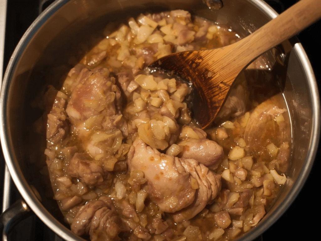 Homemade Turkey Giblet Gravy: Rich, Flavorful & Foolproof Recipe salisi canva (2)